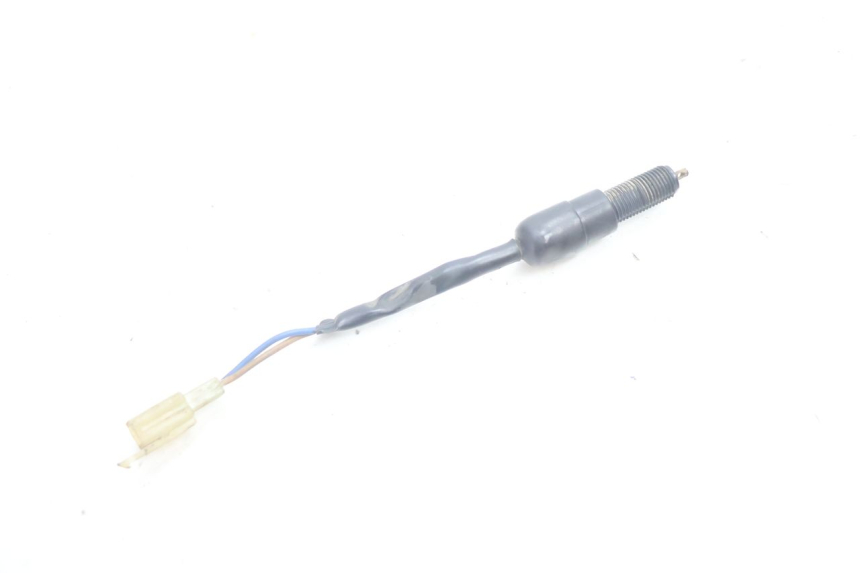 photo de REAR BRAKE LIGHT SWITCH KAWASAKI ZX-6R ZX6R 600 (1995 - 1997) - Zoom on usage condition