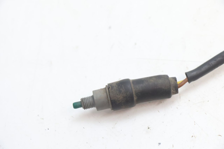 photo de STOP LIGHT SWITCH MBK BOOSTER SPIRIT 50 (2004 - 2017) - Technical close-up
