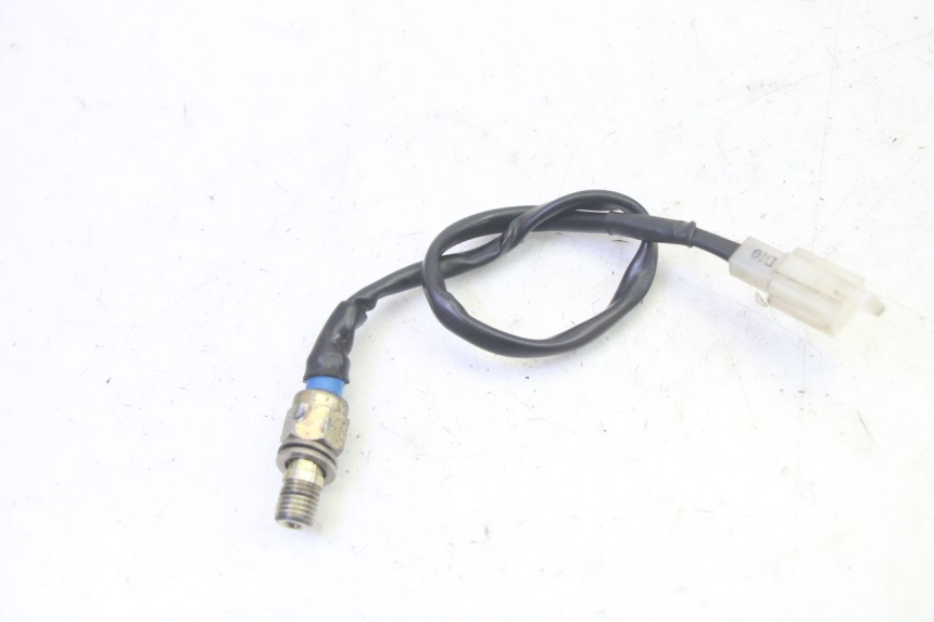 photo de RIGHT STOP LIGHT SWITCH ADIVA AD3 300 (2014 - 2020) - Component detail