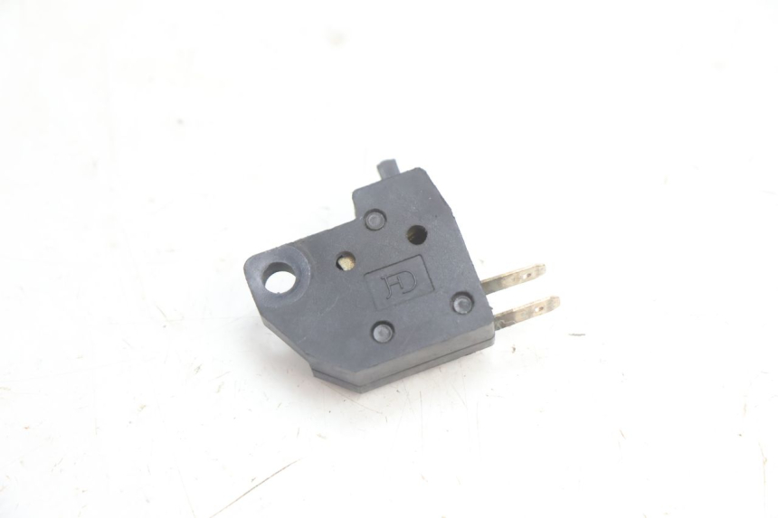 photo de RIGHT BRAKE LIGHT SWITCH KYMCO AGILITY 4T 50 (2005 - 2018) - Main view