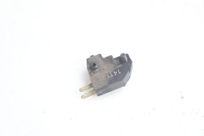 photo de RIGHT STOP LIGHT SWITCH KYMCO AGILITY CITY 2T 50 (2008 - 2016) - Zoom on usage condition