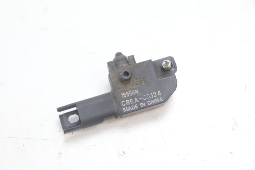 photo de RIGHT STOP LIGHT SWITCH BMW C SPORT 650 (2015 - 2021) - Zoom on usage condition