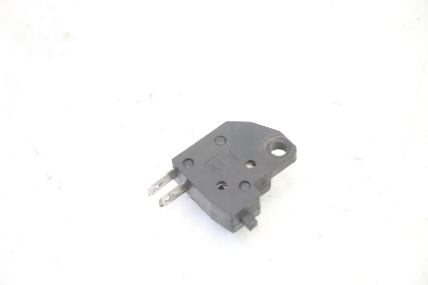 photo de RIGHT STOP LIGHT SWITCH ORCAL CAVARO 4T 50 (2019 - 2023) - Component detail