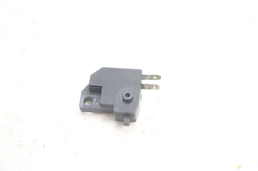 photo de RIGHT STOP LIGHT SWITCH CF MOTO E-CHARM 125 (2005 - 2008) - Alternative perspective