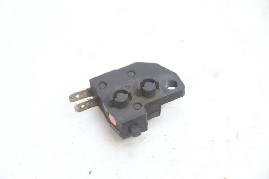 photo de RIGHT STOP LIGHT SWITCH KAWASAKI ER-6 ER6 N 650 (2005 - 2009) - Alternative perspective