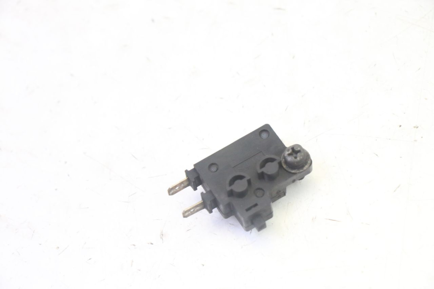 photo de RIGHT BRAKE LIGHT SWITCH HONDA FES S-WING SWING ABS 125 (2007 - 2015) - Component detail