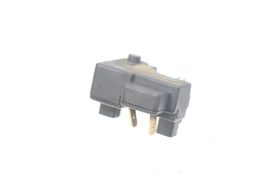 photo de RIGHT BRAKE LIGHT SWITCH YAMAHA FJR ABS 1300 (2006 - 2012) - Component detail