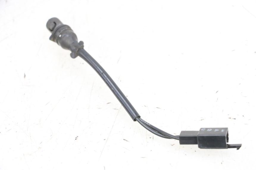 photo de RIGHT STOP LIGHT SWITCH MBK FLIPPER 115 (2013 - 2017) - Zoom on usage condition