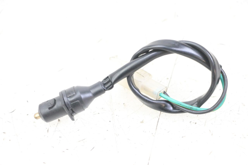 photo de RIGHT STOP LIGHT SWITCH GOES WIKI 125 (2010 - 2015) - Zoom on usage condition