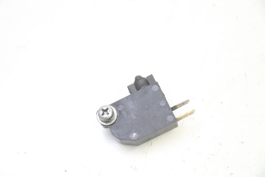 photo de RIGHT STOP LIGHT SWITCH SUZUKI GSR 750 (2011 - 2017) - Main view