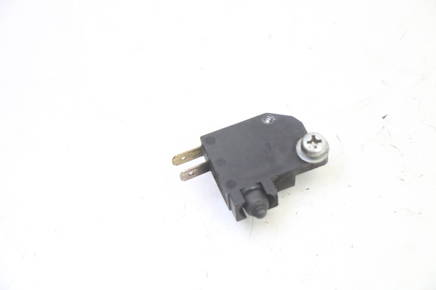 photo de RIGHT STOP LIGHT SWITCH SUZUKI GSR 750 (2011 - 2017) - Component detail