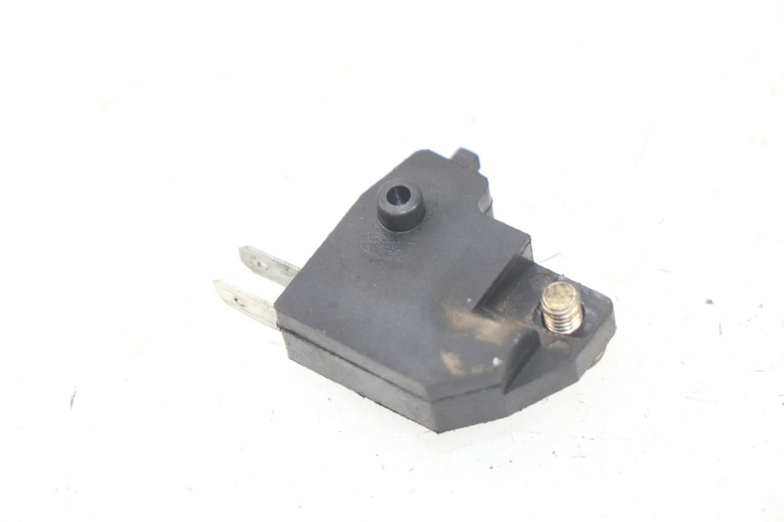 photo de RIGHT STOP LIGHT SWITCH JONWAY GTX 2T 50 (2014 - 2020) - Component detail