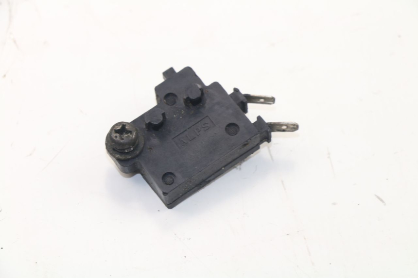 photo de RIGHT STOP LIGHT SWITCH HONDA CBF N 600 (2004 - 2007) - Alternative perspective