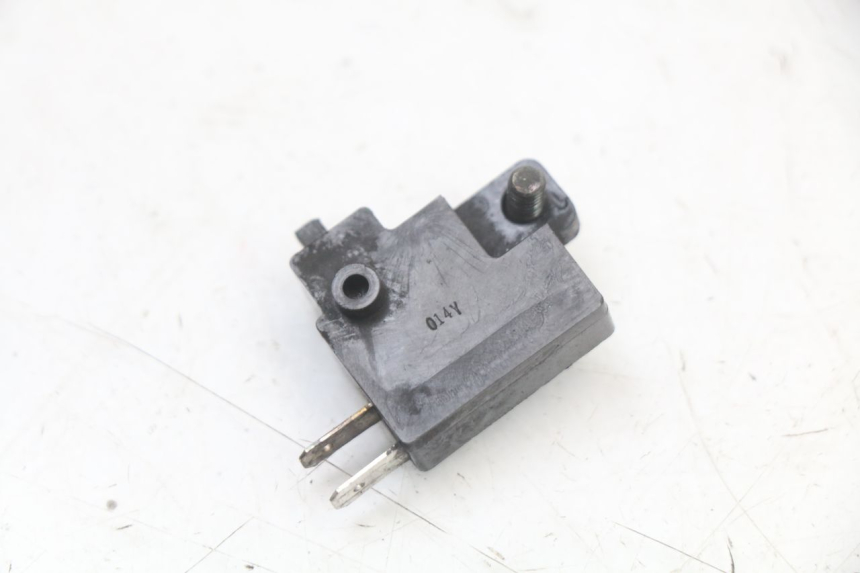 photo de RIGHT STOP LIGHT SWITCH HONDA NES AROBASE 125 (2000 - 2003) - Zoom on usage condition