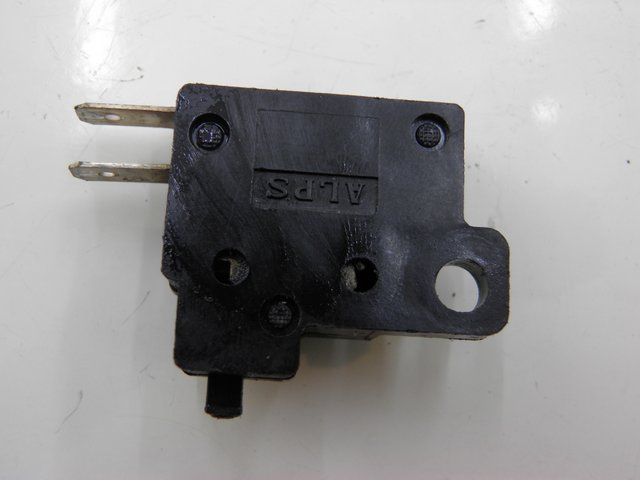 photo de Right brake light switch HONDA NHX LEAD 110 (2008 - 2010) - Main view