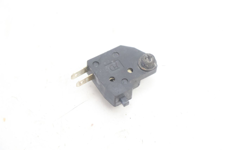 photo de RIGHT STOP LIGHT SWITCH PEUGEOT KISBEE 4T 50 (2018 - 2022) - Component detail