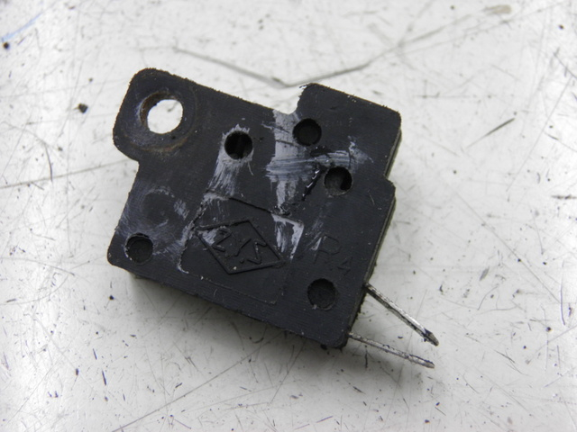 photo de RIGHT STOP LIGHT SWITCH KYMCO DINK 125 (2007 - 2011) - Zoom on usage condition