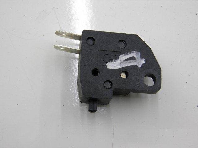 photo de RIGHT STOP LIGHT SWITCH KYMCO SUPER 8 2T 50 (2007 - 2013) - Component detail