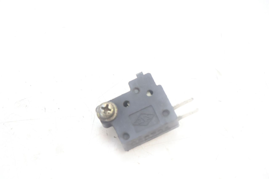 photo de RIGHT STOP LIGHT SWITCH SYM MIO 50 (2005 - 2010) - Main view