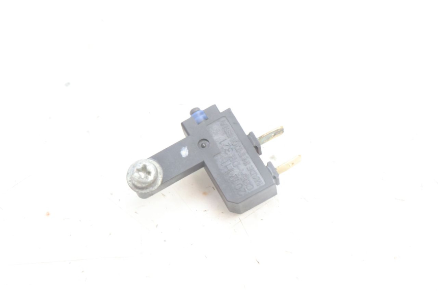 photo de RIGHT STOP LIGHT SWITCH YAMAHA N-MAX NMAX 125 (2021 - 2024) - Main view