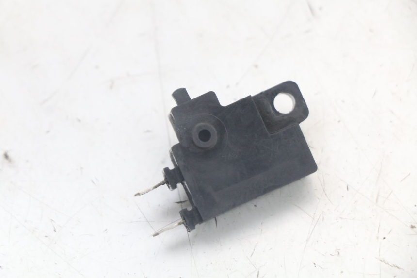 photo de RIGHT STOP LIGHT SWITCH HONDA NTV DEAUVILLE 650 (1998 - 2001) - Main view