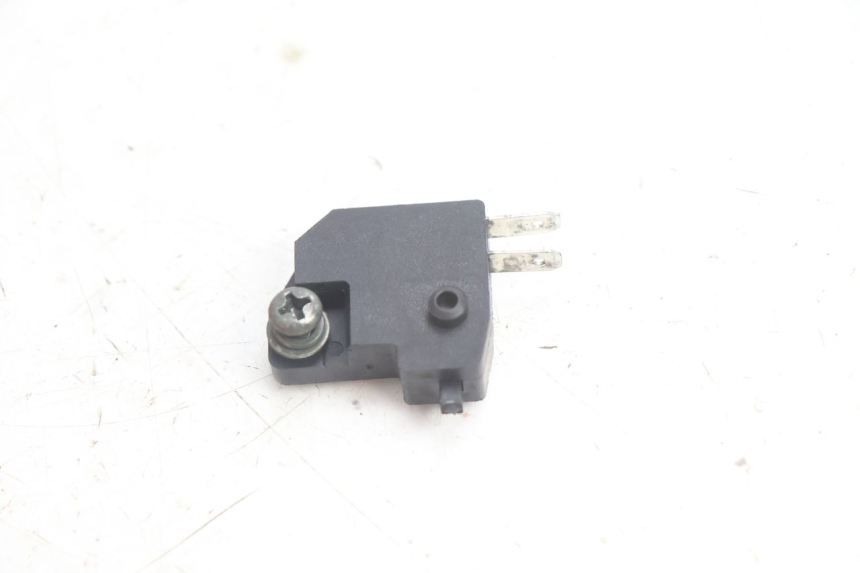 photo de RIGHT STOP LIGHT SWITCH SYM ORBIT III 3 4T 50 (2021 - 2025) - Alternative perspective