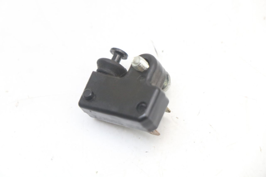 photo de RIGHT STOP LIGHT SWITCH MBK OVETTO ONE 2T 50 (2013 - 2017) - Zoom on usage condition
