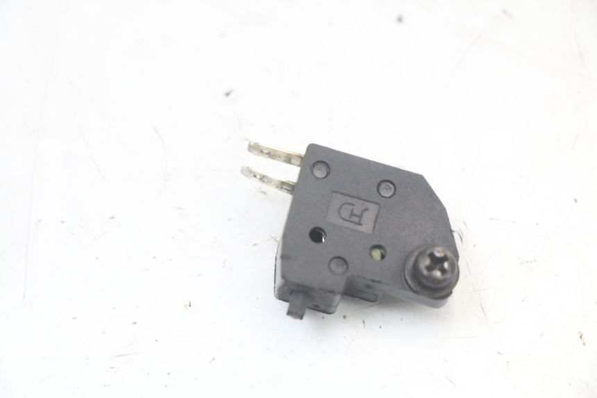 photo de RIGHT STOP LIGHT SWITCH PEUGEOT STREETZONE 4T 50 (2018 - 2023) - Component detail