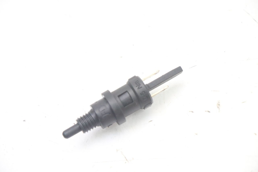 photo de RIGHT STOP LIGHT SWITCH PEUGEOT VIVACITY 125 (2010 - 2017) - Main view