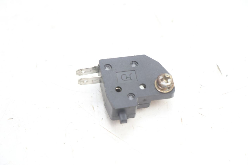 photo de RIGHT STOP LIGHT SWITCH TNT MOTOR ROMA 12' 2T 50 (2007 - 2018) - Component detail