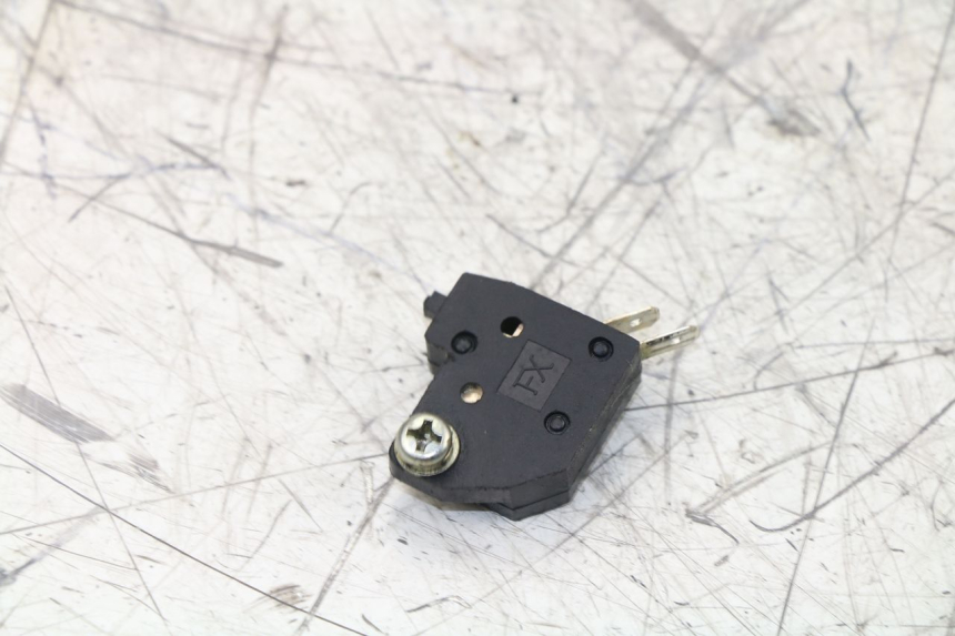 photo de RIGHT STOP LIGHT SWITCH TNT MOTOR ROMA 12' 2T 50 (2007 - 2018) - Component detail