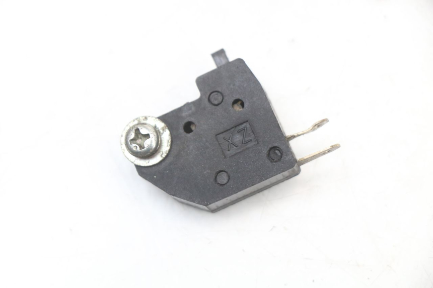 photo de RIGHT BRAKE LIGHT SWITCH DAELIM S3 125 (2010 - 2017) - Main view