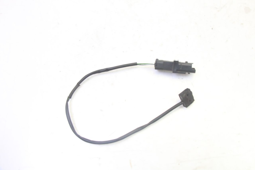 photo de RIGHT STOP LIGHT SWITCH PEUGEOT SATELIS 125 (2006 - 2009) - Main view