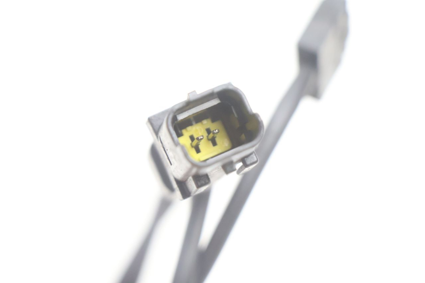 photo de RIGHT STOP LIGHT SWITCH PEUGEOT SATELIS 125 (2006 - 2009) - Technical close-up