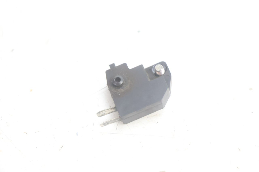 photo de RIGHT STOP LIGHT SWITCH MASH SEVENTY FIVE 125 (2013 - 2021) - Zoom on usage condition