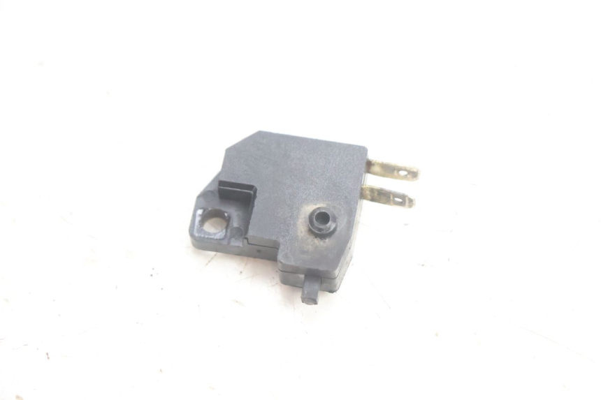 photo de RIGHT STOP LIGHT SWITCH PEUGEOT STREETZONE NAKED 2T 50 (2014 - 2018) - Alternative perspective