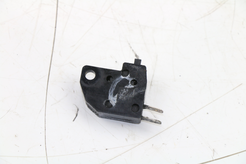 photo de RIGHT STOP LIGHT SWITCH SUZUKI GSX R 750 (1996 - 2000) - Main view