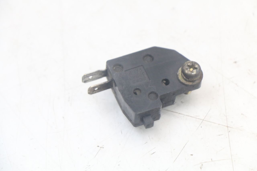 photo de RIGHT BRAKE LIGHT SWITCH SUZUKI SV N 650 (1999 - 2002) - Component detail