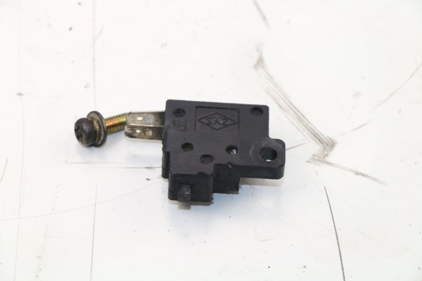 photo de RIGHT STOP LIGHT SWITCH SYM GTS 125 (2005 - 2008) - Zoom on usage condition