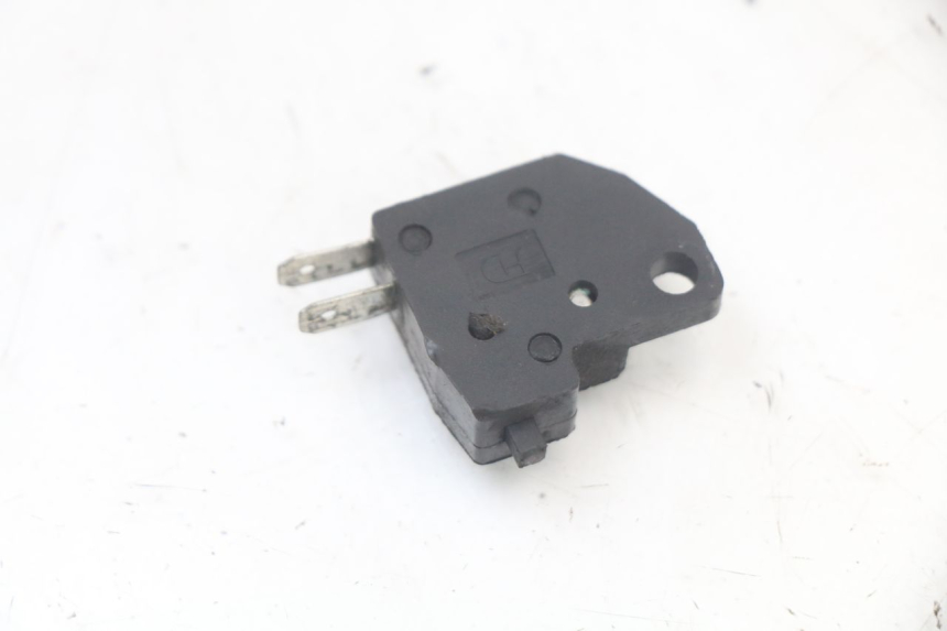photo de RIGHT STOP LIGHT SWITCH SYM ORBIT 2 4T 50 (2018 - 2022) - Alternative perspective