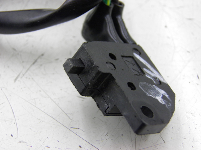 photo de RIGHT STOP LIGHT SWITCH SYM SYMPLY 4T 50 (2012 - 2015) - Technical close-up