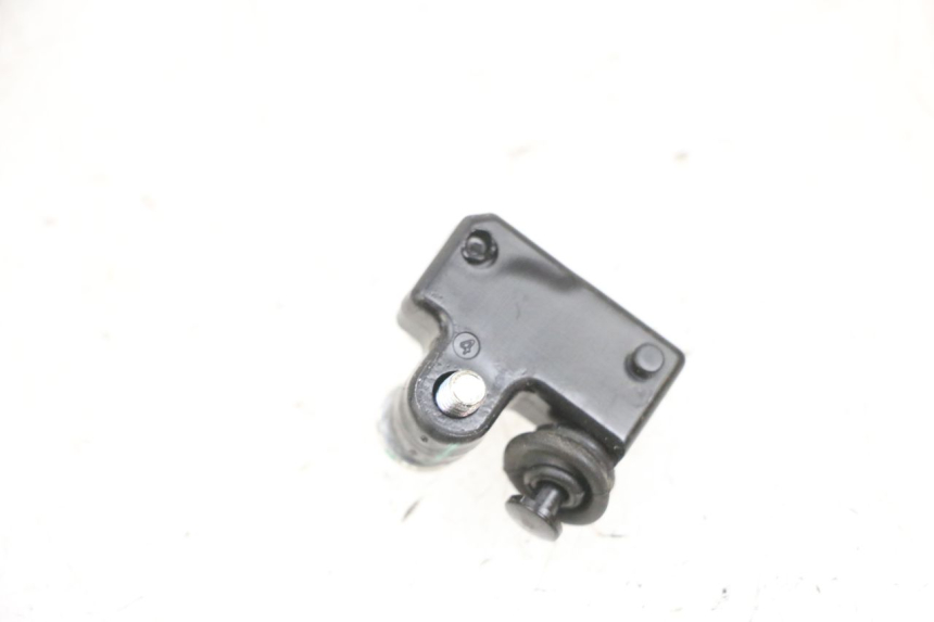photo de RIGHT STOP LIGHT SWITCH YAMAHA TRICITY 300 (2020 - 2024) - Component detail