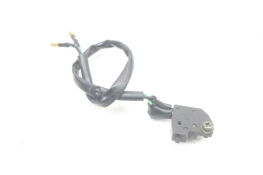 photo de RIGHT STOP LIGHT SWITCH PEUGEOT TWEET 4T 50 (2018 - 2022) - Zoom on usage condition