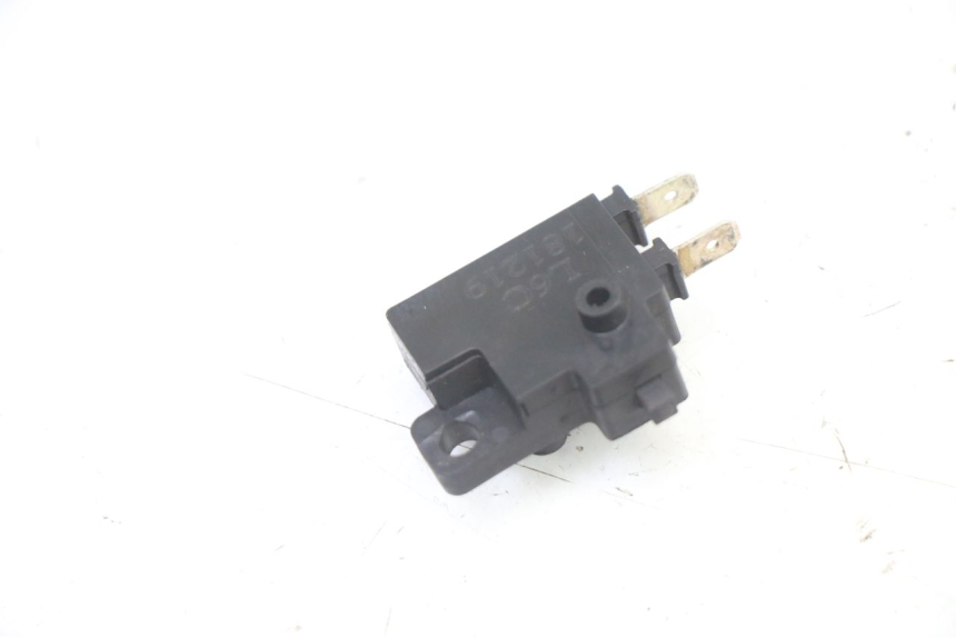 photo de RIGHT STOP LIGHT SWITCH PEUGEOT TWEET 4T 50 (2014 - 2019) - Component detail
