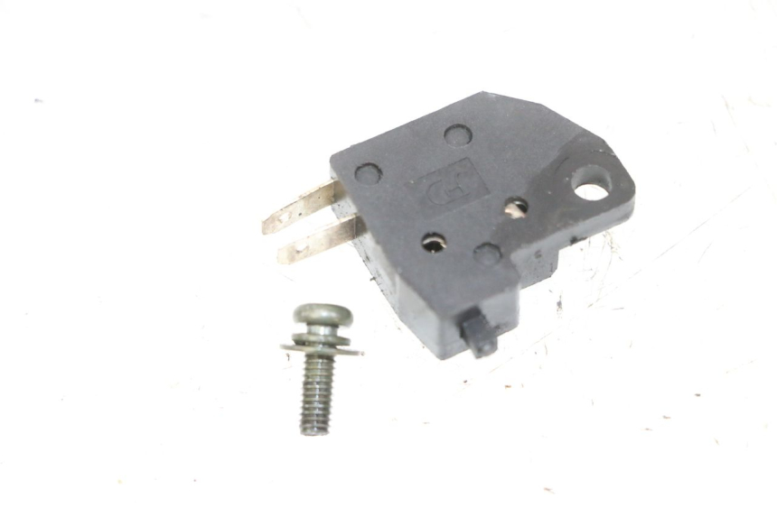 photo de RIGHT STOP LIGHT SWITCH PEUGEOT TWEET 4T 50 (2018 - 2022) - Main view