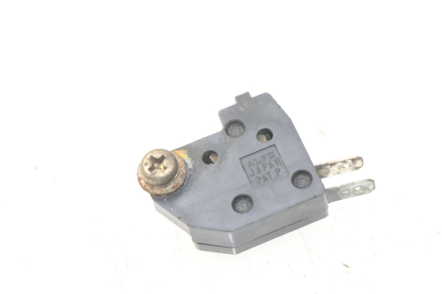photo de RIGHT STOP LIGHT SWITCH SUZUKI UC EPICURO 125 (1999 - 2003) - Main view