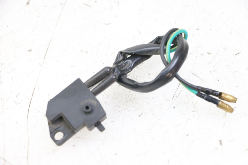 photo de RIGHT STOP LIGHT SWITCH UNIVERSAL BIKE ZN50QT-11B 50 (2018 - 2021) - Component detail