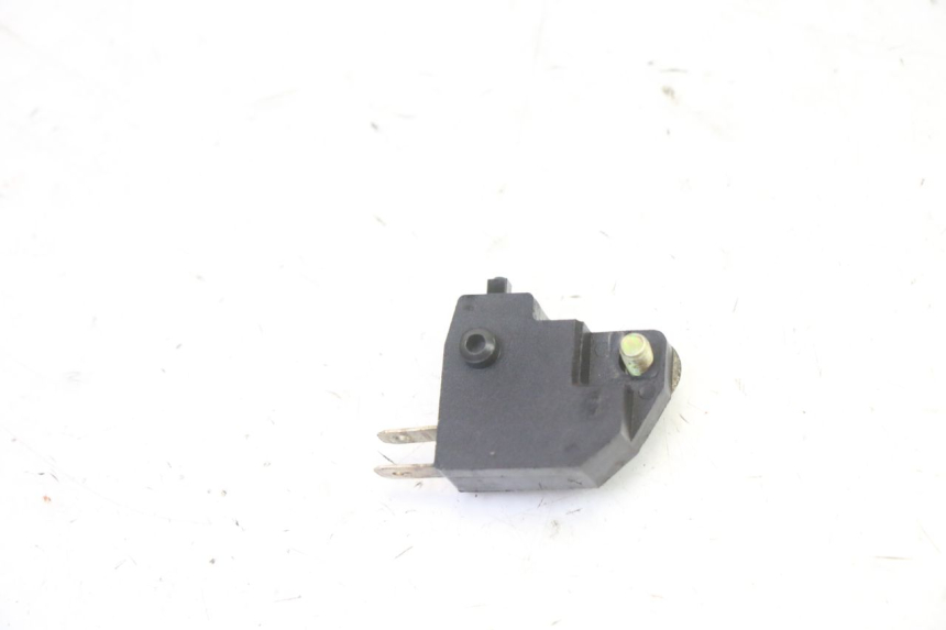 photo de RIGHT STOP LIGHT SWITCH PEUGEOT V-CLIC VCLIC 50 (2007 - 2013) - Zoom on usage condition