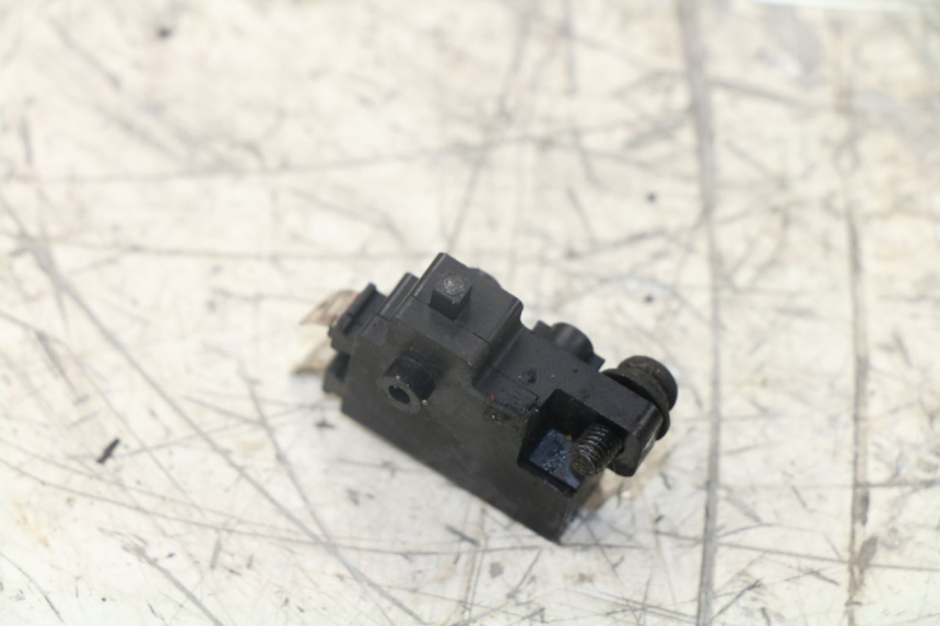 photo de RIGHT STOP LIGHT SWITCH HONDA VFR 750 (1994 - 1997) - Component detail