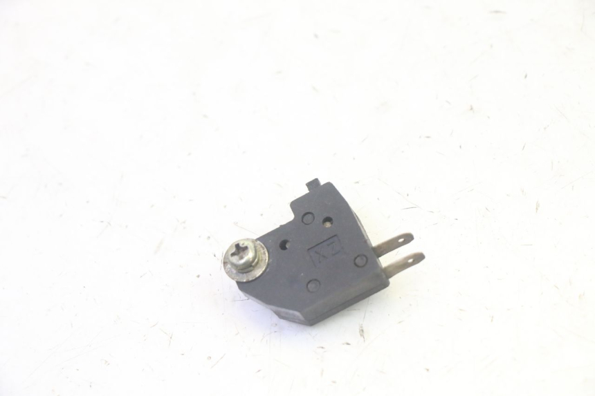 photo de RIGHT BRAKE LIGHT SWITCH DAELIM VJ ROADWIN FI 125 (2008 - 2017) - Main view